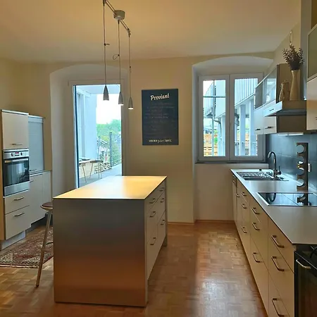 Boardinghouse Siebzehn82 Inn *