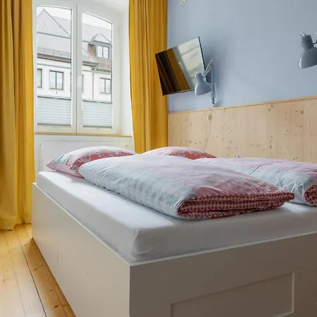 Boardinghouse Siebzehn82 Inn *